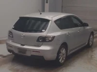 Mazda AXELA лот № 9114 оценка 3.5  с аукциона в Японии 1