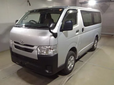 Toyota HIACE VAN  с аукциона в Японии