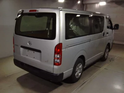 Toyota HIACE VAN  с аукциона в Японии