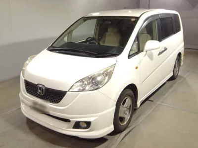 Honda STEP WAGON  с аукциона в Японии