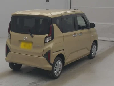 Daihatsu MOVE  с аукциона в Японии