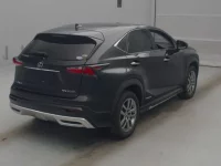 Lexus NX лот № 71003 оценка 3.5  с аукциона в Японии 1