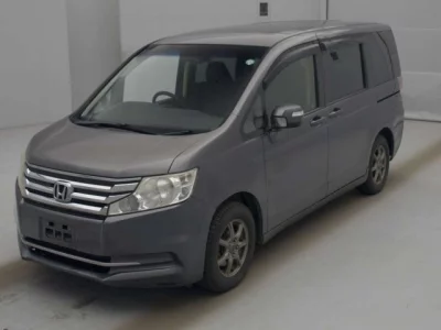 Honda STEP WAGON  с аукциона в Японии