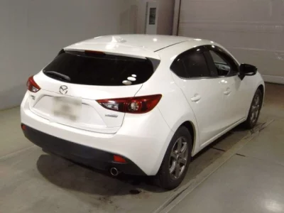 Mazda AXELA  с аукциона в Японии