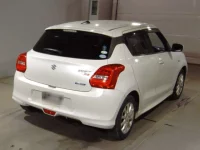 Suzuki SWIFT лот № 7152 оценка 3.5  с аукциона в Японии 1