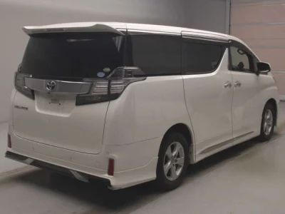 Toyota VELLFIRE  с аукциона в Японии