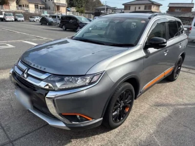 Mitsubishi OUTLANDER  с аукциона в Японии