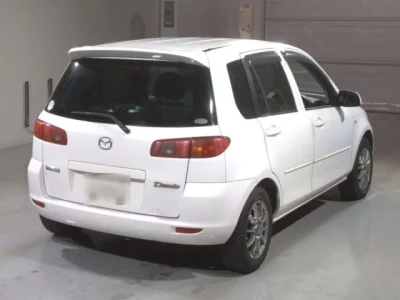 Mazda DEMIO