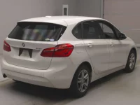 BMW 2-Series лот № 80007 оценка 4  с аукциона в Японии 1