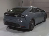 Toyota PRIUS PHV лот № 166 оценка 5  с аукциона в Японии 1