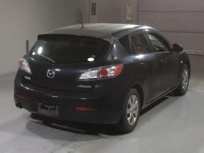 Mazda AXELA  с аукциона в Японии