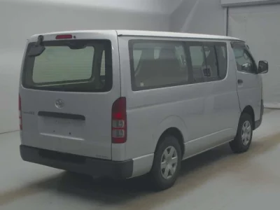 Toyota REGIUS ACE VAN