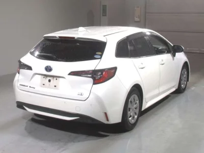 Toyota COROLLA TOURING  с аукциона в Японии