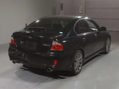 Subaru LEGACY B4