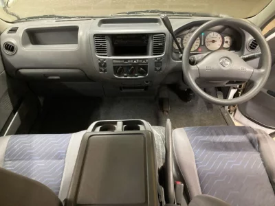 Nissan CARAVAN BUS