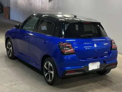 Suzuki SWIFT  с аукциона в Японии