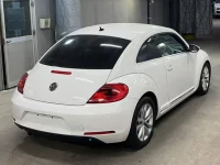 Volkswagen THE BEETLE лот № 1025 оценка 3.5  с аукциона в Японии 4