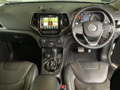 Chrysler JEEP CHEROKEE