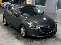 Mazda DEMIO лот № 2010 оценка 3.5  с аукциона в Японии 3