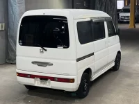 Honda VAMOS лот № 2017 оценка 3.5  с аукциона в Японии 4