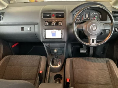 Volkswagen GOLF TOURAN