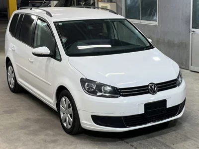 Volkswagen GOLF TOURAN