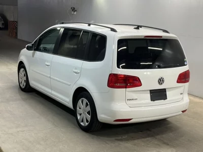 Volkswagen GOLF TOURAN