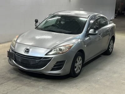 Mazda AXELA  с аукциона в Японии