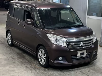 Mitsubishi DELICA D2