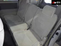 Toyota NOAH лот № 30191 оценка 3  с аукциона в Японии 3