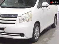 Toyota NOAH лот № 30191 оценка 3  с аукциона в Японии 6