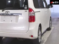 Toyota NOAH лот № 30191 оценка 3  с аукциона в Японии 7