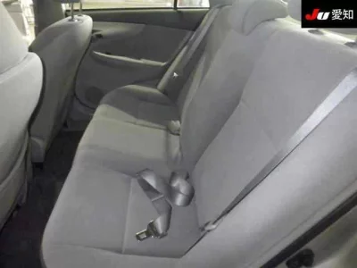 Toyota COROLLA AXIO  с аукциона в Японии