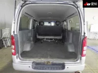 Toyota HIACE VAN лот № 20006 оценка 3.5  с аукциона в Японии 3