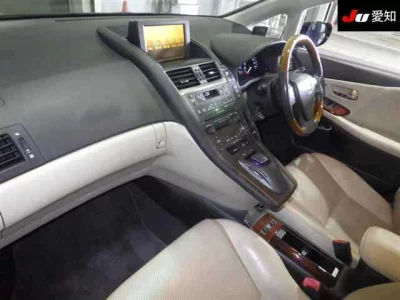 Lexus HS  с аукциона в Японии