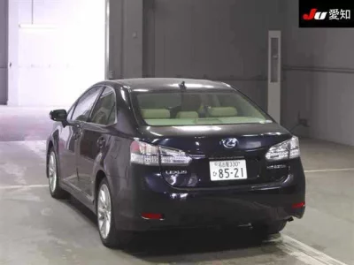 Lexus HS  с аукциона в Японии
