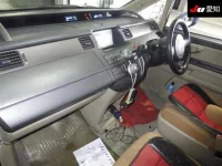 Honda STEP WAGON лот № 30041 оценка 3.5  с аукциона в Японии 2