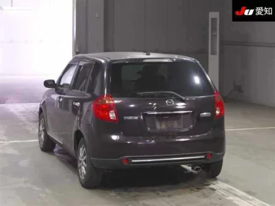 Mazda VERISA  с аукциона в Японии