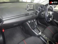 Mazda DEMIO лот № 30002 оценка 3.5  с аукциона в Японии 2