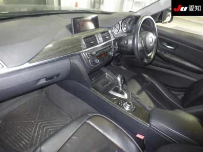 BMW 3-Series  с аукциона в Японии