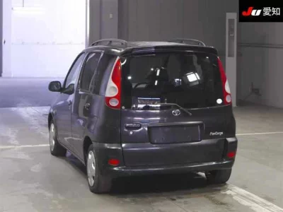 Toyota FUNCARGO  с аукциона в Японии