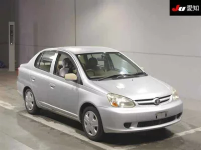 Toyota PLATZ