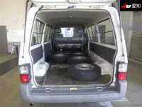 Mazda BONGO VAN лот № 20020 оценка 3.5  с аукциона в Японии 3