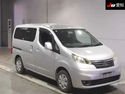 Mitsubishi DELICA D3