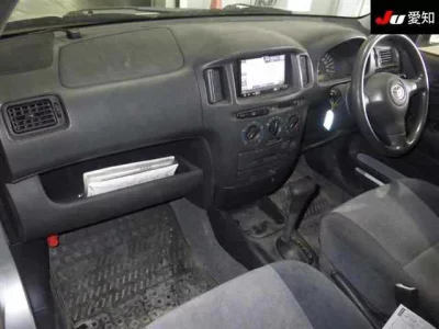 Toyota SUCCEED  с аукциона в Японии