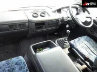 Nissan TRUCK лот № 8527 оценка 3  с аукциона в Японии 2