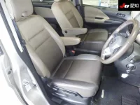 Nissan SERENA лот № 30205 оценка 4  с аукциона в Японии 5