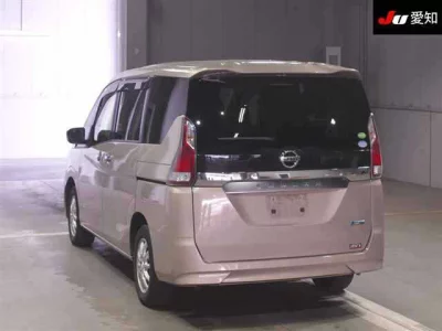 Nissan SERENA  с аукциона в Японии
