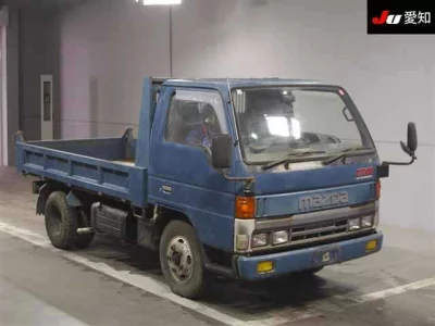 Mazda TITAN  с аукциона в Японии