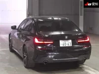 BMW 3-Series лот № 5040 оценка 3.5  с аукциона в Японии 1